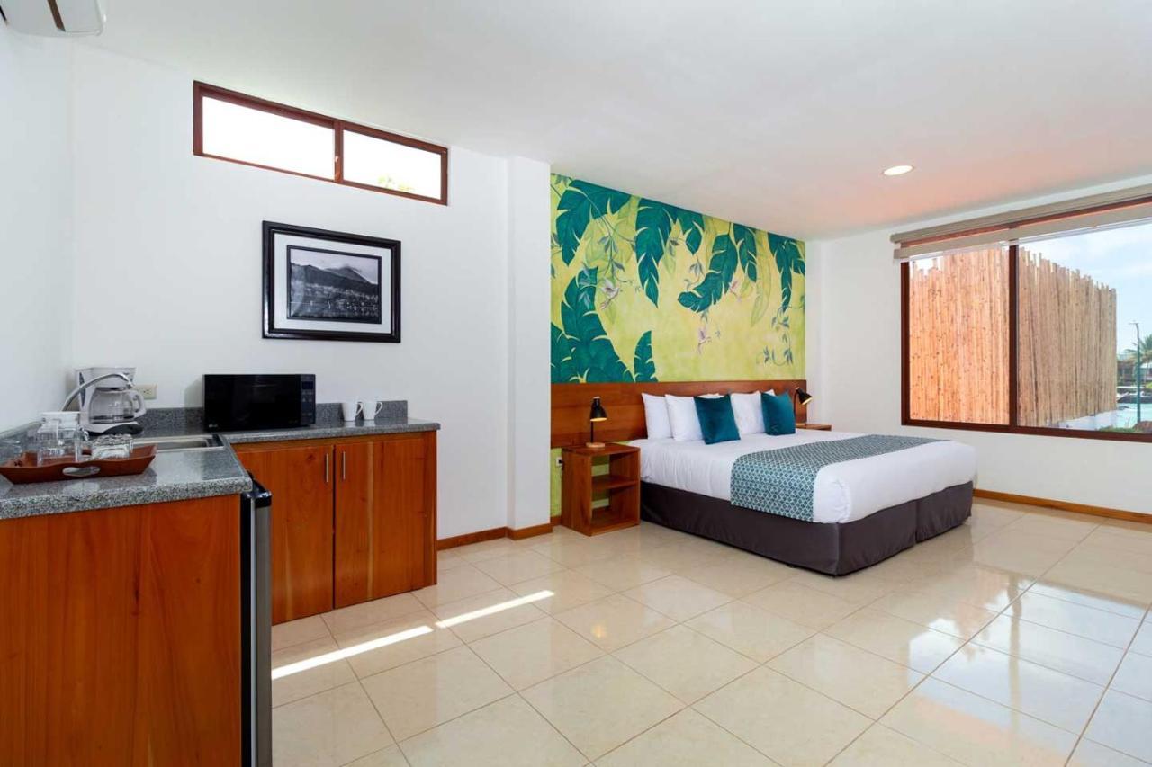 Plaza Luna Suites ปูแอร์โตอาโยรา ภายนอก รูปภาพ