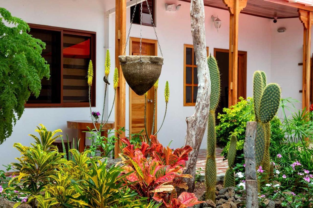 Plaza Luna Suites ปูแอร์โตอาโยรา ภายนอก รูปภาพ