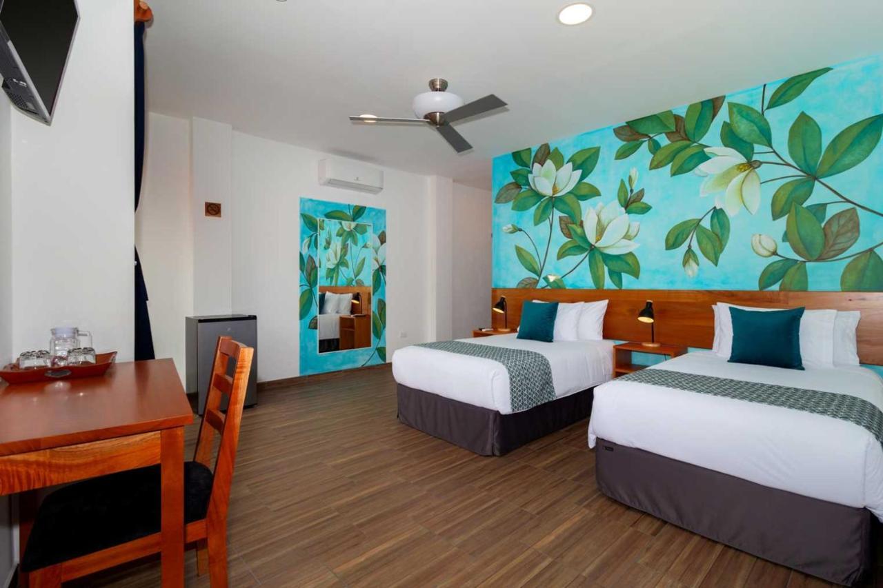 Plaza Luna Suites ปูแอร์โตอาโยรา ภายนอก รูปภาพ