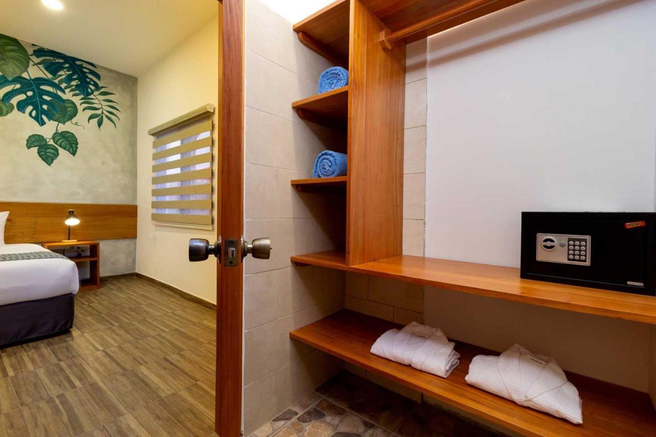 Plaza Luna Suites ปูแอร์โตอาโยรา ภายนอก รูปภาพ