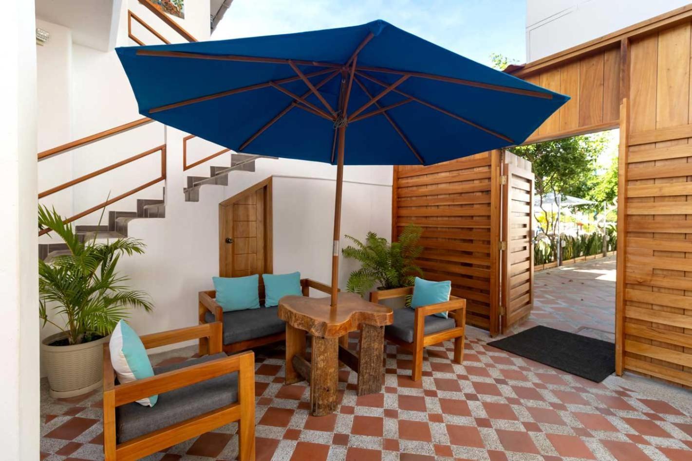 Plaza Luna Suites ปูแอร์โตอาโยรา ภายนอก รูปภาพ